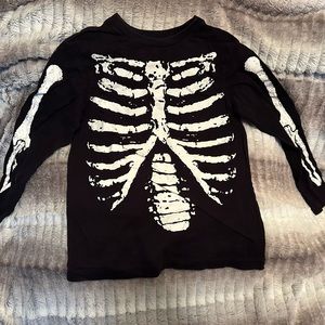 Children’s place Halloween shirt. Size 7/8